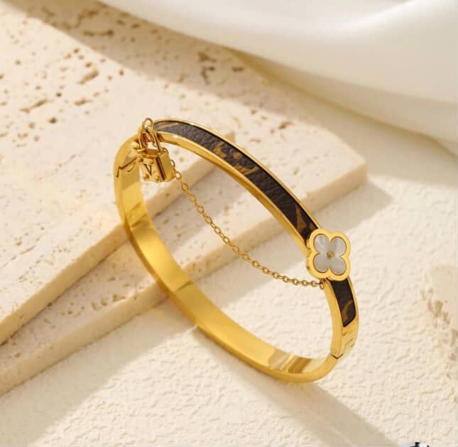 LOCK OF LOVE BRACELET