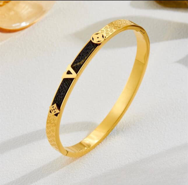 LOCK OF LOVE BRACELET