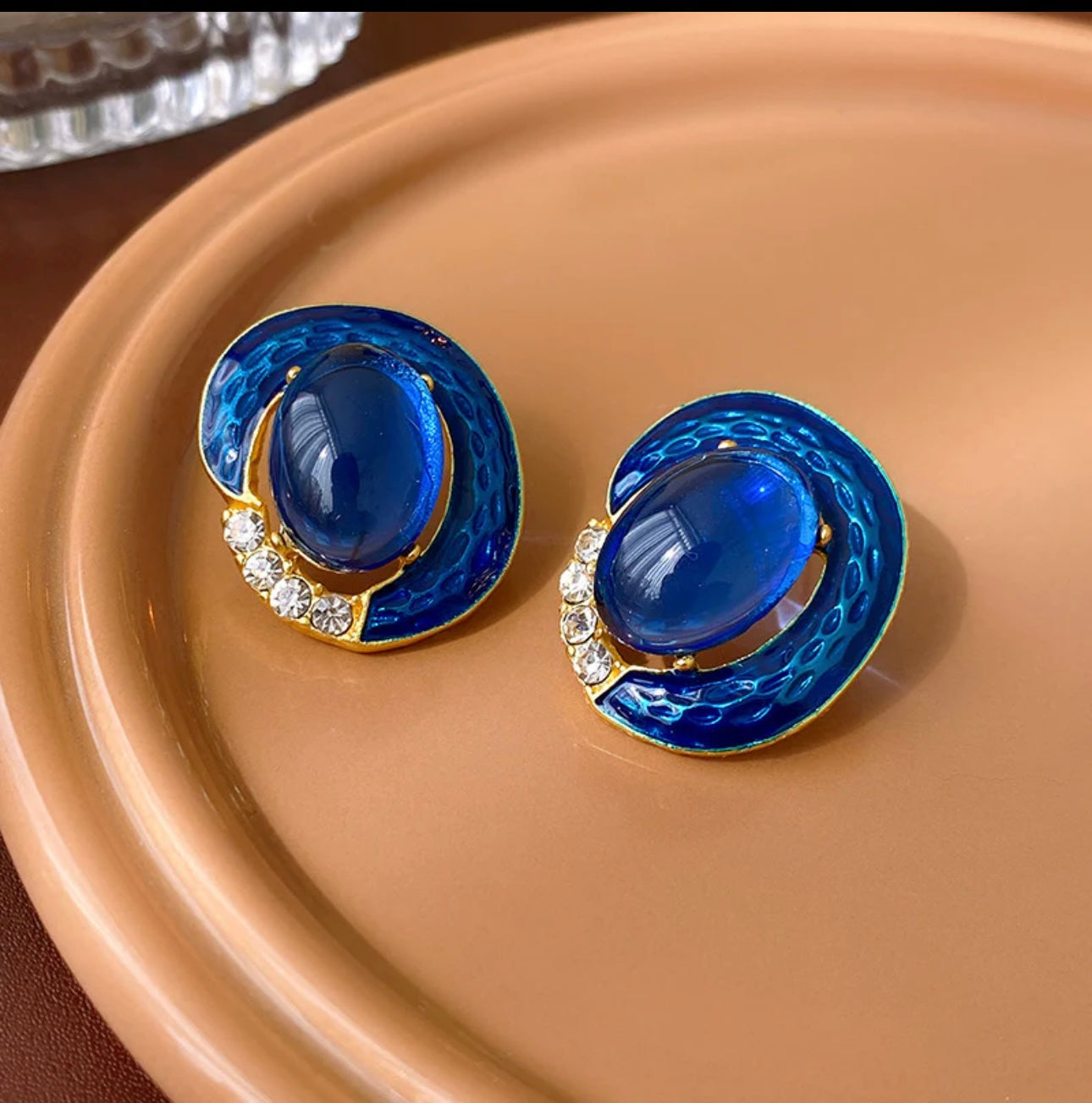 Moderate Luxury Triangle Geometric Alloy Oil Dripping Earrings
