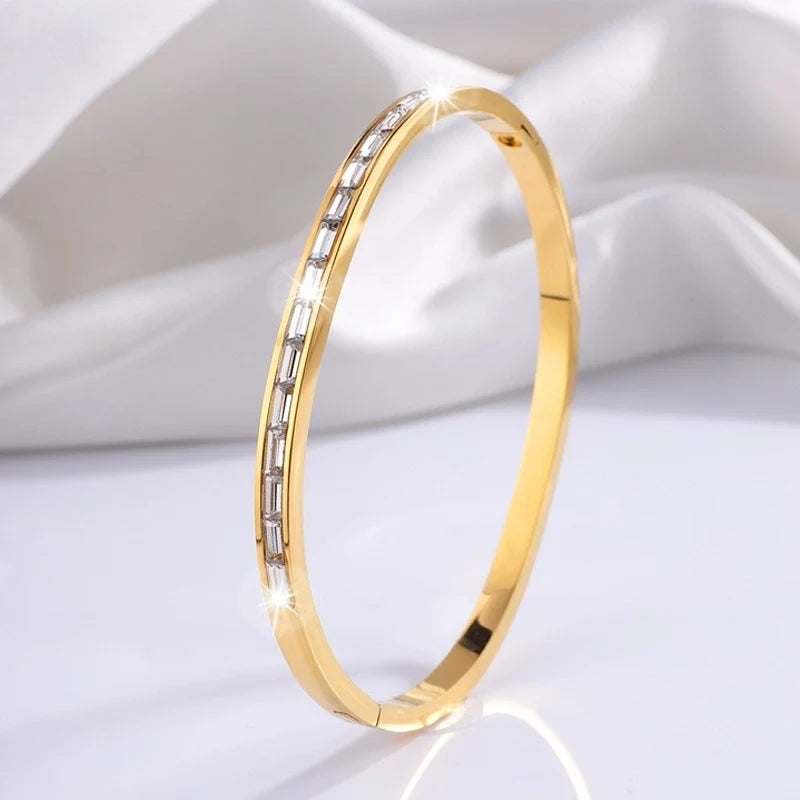 Eclipse Drop Rhinestones Bangle