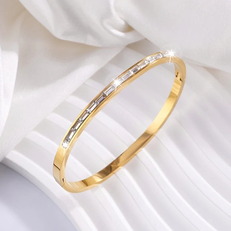 Eclipse Drop Rhinestones Bangle